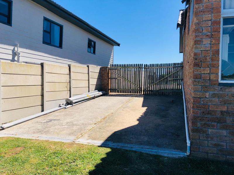 2 Bedroom Property for Sale in De Kelders Western Cape